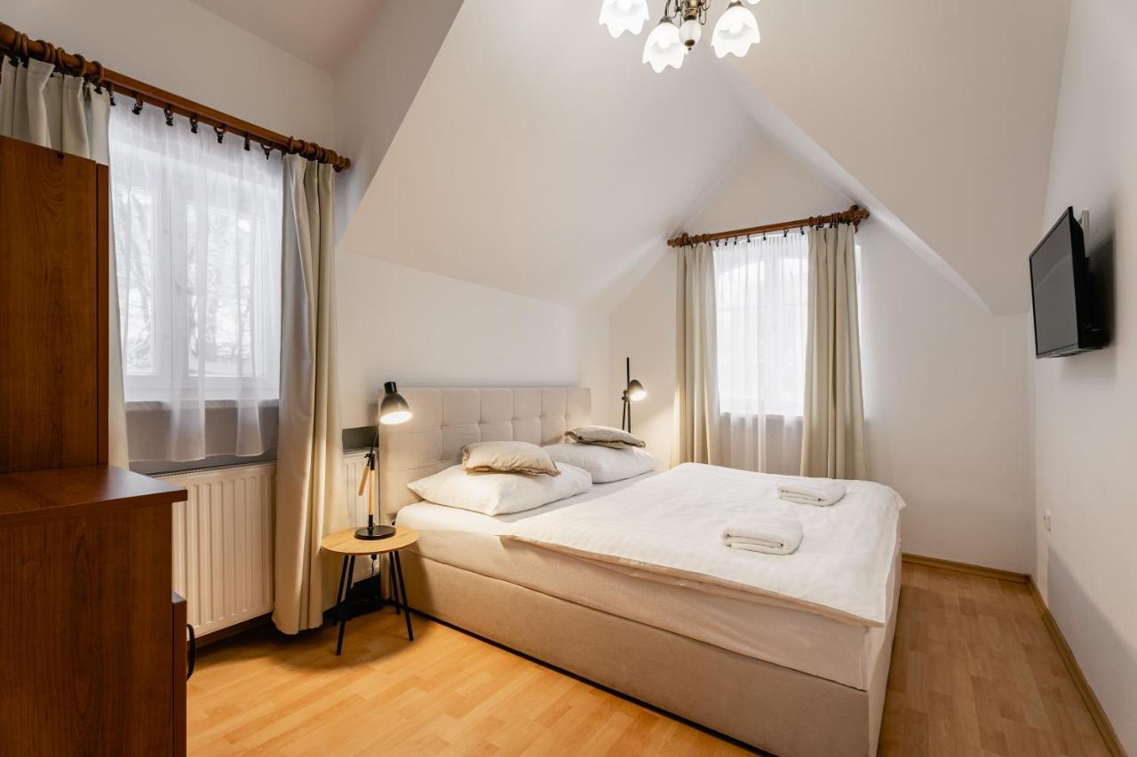 Vila Vysehrad Luhačovice Exteriör bild